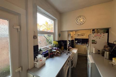 2 bedroom terraced house for sale, Bassett Street, Leicester