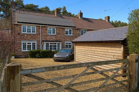 3 bedroom semi-detached house for sale, Station Road, Alderholt, SP6 3RB