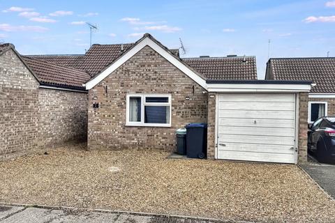 4 bedroom detached bungalow for sale, Windmill Close, Soham