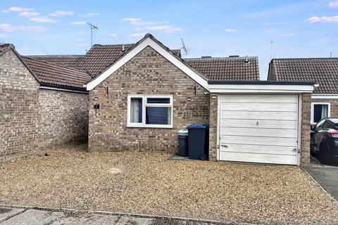 4 bedroom detached bungalow for sale, Windmill Close, Soham