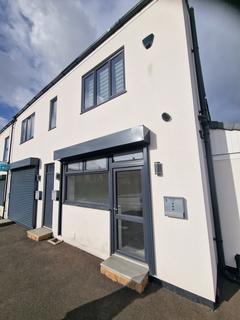 Terraced house to rent, Highthorn Road Kilnhurst, Kilnhurst, Mexborough, South Yorkshire, S64