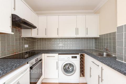 1 bedroom apartment for sale, Stable Mews, Reigate RH2