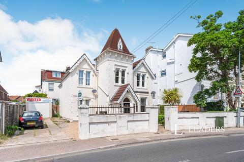 undefined, Waverley Road, PO5