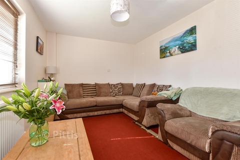 3 bedroom semi-detached house for sale, Shamblers Road, Cowes PO31