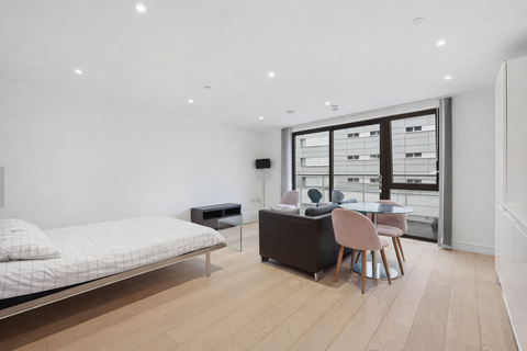 Studio for sale, Kensington Apartments, London E1