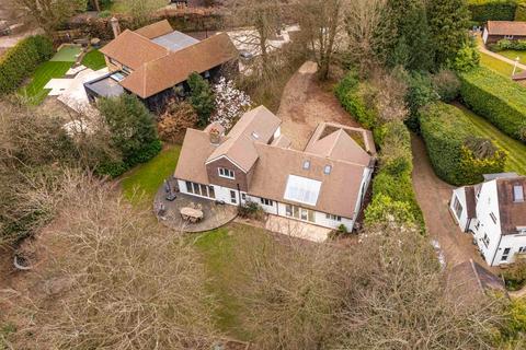 5 bedroom detached house for sale, St. Johns Close, High Wycombe HP10