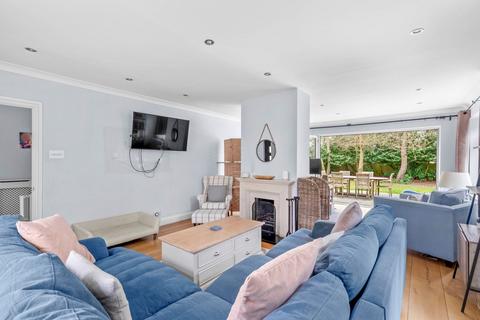 5 bedroom detached house for sale, St. Johns Close, High Wycombe HP10