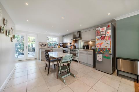 4 bedroom terraced house for sale, Northweald Lane, Kingston Upon Thames, Surrey KT2