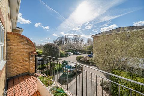 4 bedroom terraced house for sale, Northweald Lane, Kingston Upon Thames, Surrey KT2