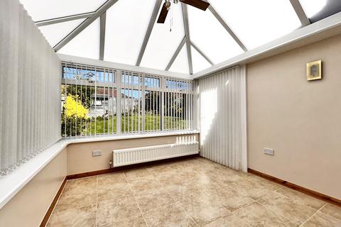 2 bedroom bungalow for sale, Glendale Gardens, Sheriff Hill, Gateshead, Tyne and Wear, NE9 5SA