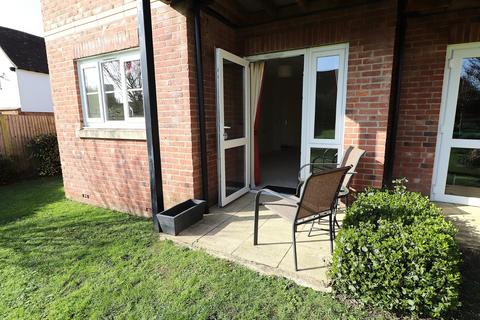 1 bedroom apartment for sale, Pound Avenue, Stevenage, Hertfordshire, SG1