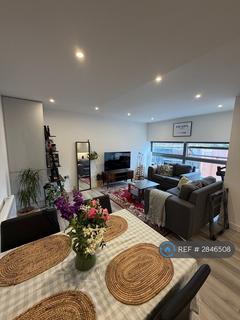 2 bedroom flat to rent, West Green Road, London, N15