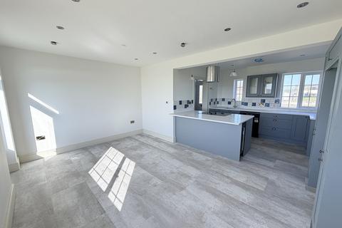 4 bedroom detached house to rent, Pitton, Rhossili, SA3