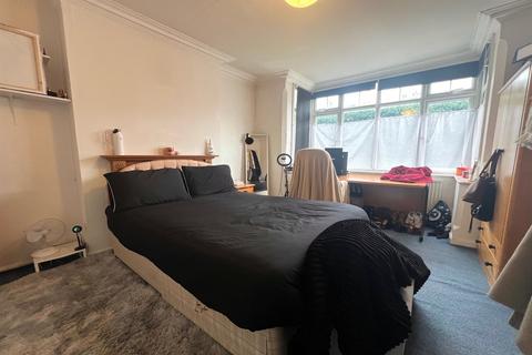 4 bedroom terraced house to rent, Windmill Road, Headington, Oxford, OX3