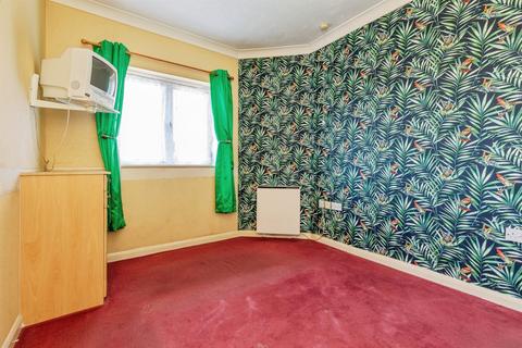 1 bedroom flat for sale, High Street, Chatham