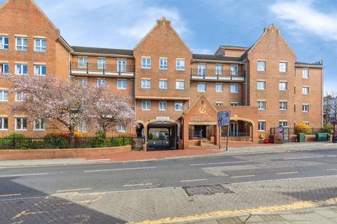 1 bedroom flat for sale, High Street, Chatham
