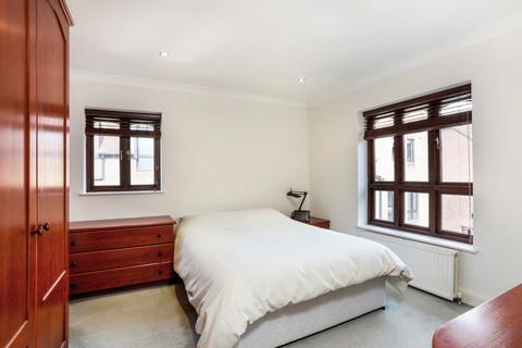2 bedroom apartment to rent, Sheet Street Windsor SL4