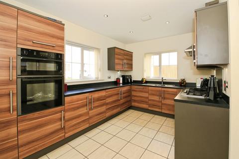 4 bedroom detached house for sale, Juno Way, Peterborough