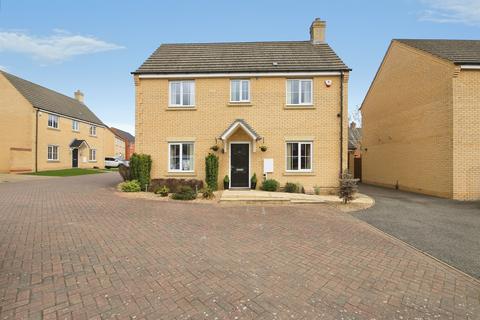 4 bedroom detached house for sale, Juno Way, Peterborough