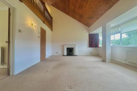 5 bedroom detached house for sale, Riverside Close, Salisbury SP1