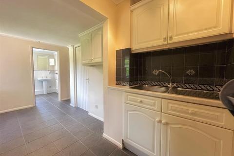 5 bedroom detached house for sale, Riverside Close, Salisbury SP1