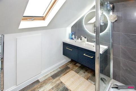 4 bedroom house to rent, Greentrees Avenue, Tonbridge