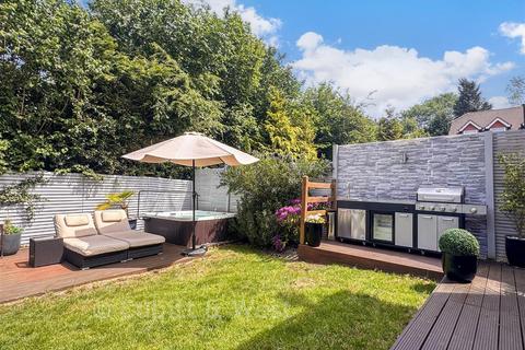 4 bedroom detached house for sale, Greenacres, Lower Kingswood KT20