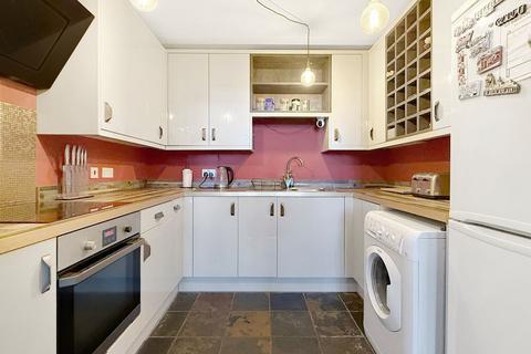1 bedroom apartment for sale, Silks Way, Braintree, CM7