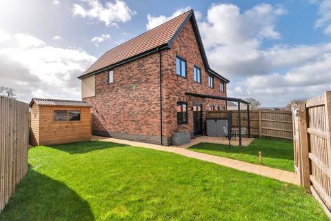 3 bedroom semi-detached house for sale, Braeburn Close, Oswestry SY11
