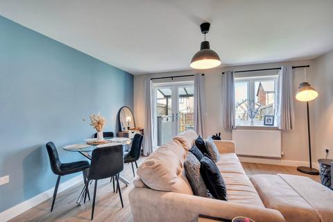 3 bedroom semi-detached house for sale, Braeburn Close, Oswestry SY11