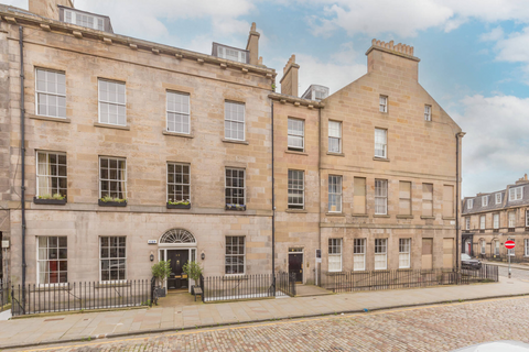 3 bedroom apartment for sale, Union Street, Edinburgh EH1