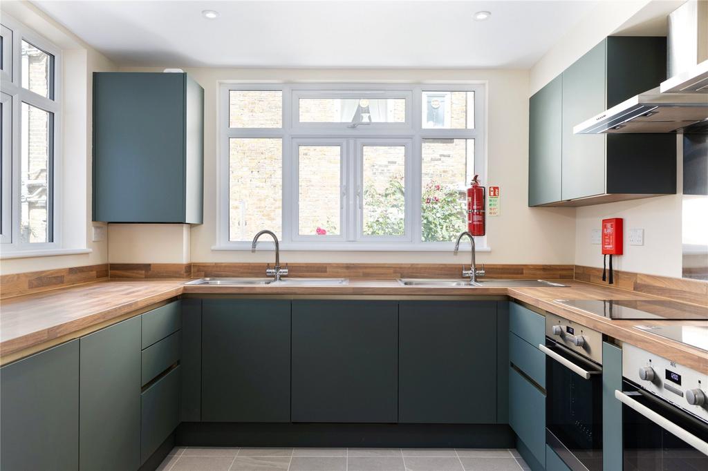 Apartment in London, Fulham - View 4