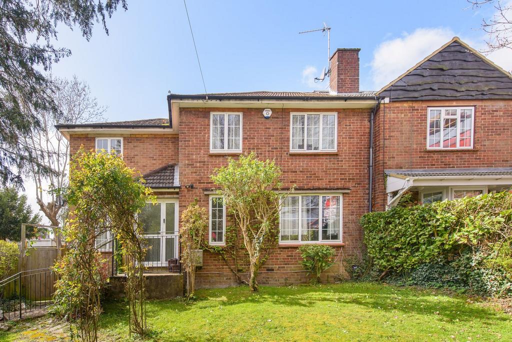 Detached house exterior, garden