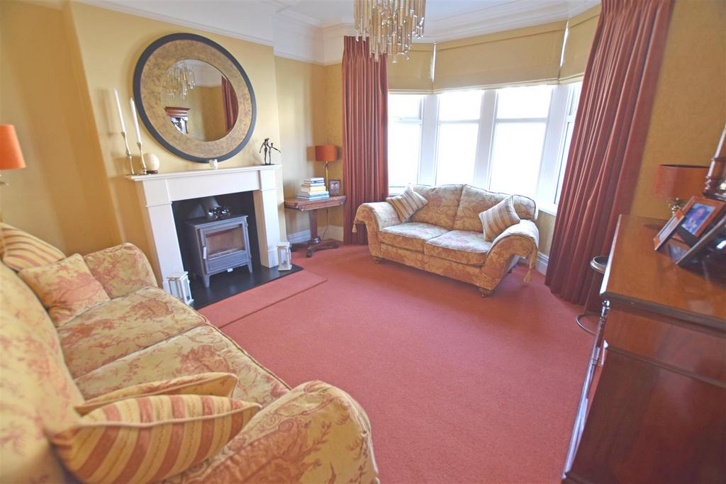 Front Room.jpg