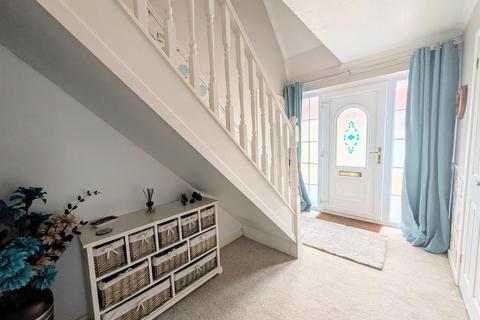 4 bedroom detached house for sale, Weavills Road, Bishopstoke, Eastleigh