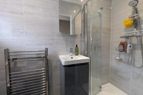 4 bedroom detached house for sale, Weavills Road, Bishopstoke, Eastleigh