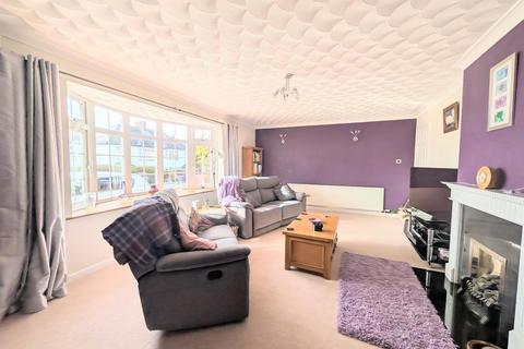 4 bedroom detached house for sale, Weavills Road, Bishopstoke, Eastleigh