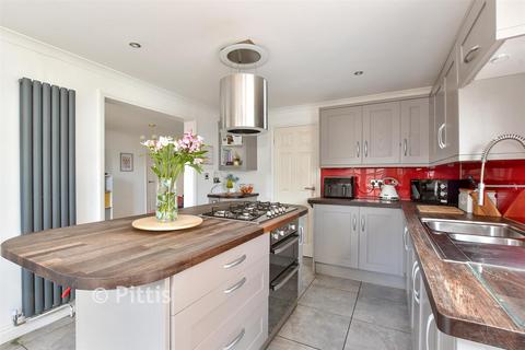 4 bedroom semi-detached house for sale, Whitepit Lane, Newport PO30