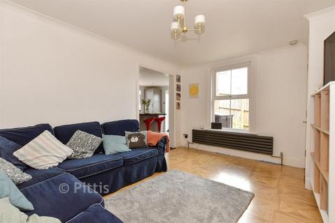 4 bedroom semi-detached house for sale, Whitepit Lane, Newport PO30