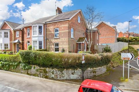4 bedroom semi-detached house for sale, Whitepit Lane, Newport PO30