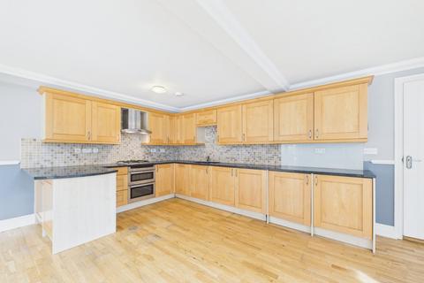 2 bedroom apartment to rent, Hatch Lane, Windsor, Berkshire, SL4