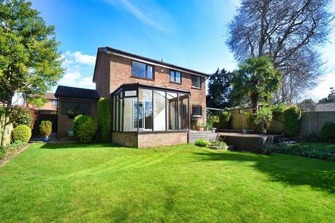 4 bedroom detached house for sale, BINSTEAD/RYDE