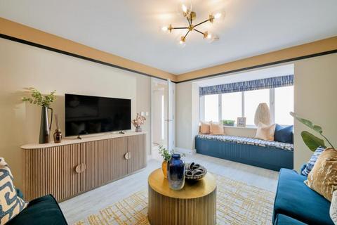 4 bedroom detached house for sale, at Elmstead RG40