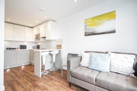 1 bedroom apartment to rent, Wilmslow Road, Manchester, M20