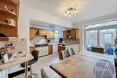 4 bedroom semi-detached house for sale, Norwood Crescent, Southport PR9