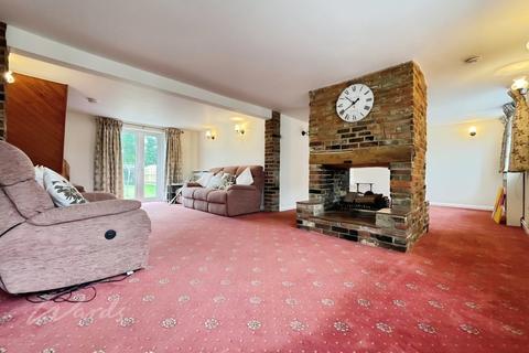 3 bedroom cottage to rent, Smithers Lane East Peckham TN12