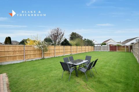2 bedroom detached bungalow for sale, Fernwood Avenue, Holland-On-Sea, CO15 5QD