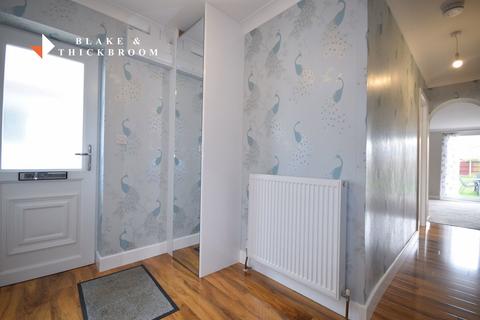 2 bedroom detached bungalow for sale, Fernwood Avenue, Holland-On-Sea, CO15 5QD