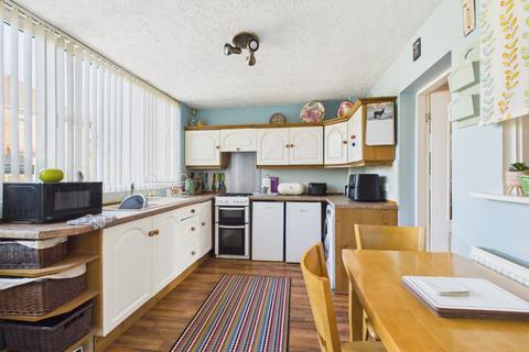4 bedroom end of terrace house for sale, James Reckitt Avenue, Hull, East Riding of Yorkshire, HU8 7TH