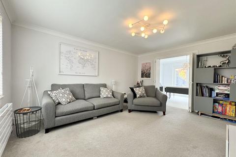 4 bedroom detached house for sale, Shackleton Drive, Newquay